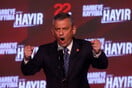 «Δεν θα σιωπήσουμε»: Ο Οζγκιούρ Οζέλ επανεξελέγη πρόεδρος του CHP και προκαλεί την κυβέρνηση Ερντογάν