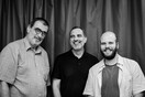 Flying Jazz Trio: Confessions
