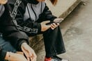 Απαγόρευση social media για ανηλίκους κάτω των 16 ετών στην Ελλάδα εξετάζει η κυβέρνηση
