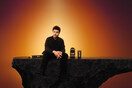 H νέα συνεργασία της Nespresso με τον The Weeknd είναι μια επιστροφή στις ρίζες της γεύσης και της δημιουργίας