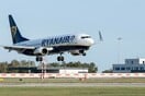 Ryanair: Μόνο ψηφιακές κάρτες επιβίβασης από τον Νοέμβριο - Όλα όσα πρέπει να γνωρίζετε