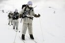Κλιματική κρίση στην Αρκτική: Στρατιώτες εκπαιδεύονται πλέον σε βάλτους, λάσπες και έντομα