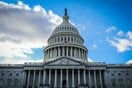 Shutdown: Επισήμως σε αναστολή λειτουργίας η κυβέρνηση των ΗΠΑ - Το πιθανό κόστος, η προϊστορία και οι αλληλοκατηγορίες