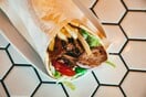 Τόσο θα πλήρωνες σήμερα για ένα σουβλάκι του 1998