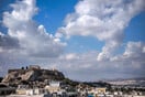 Καιρός σήμερα: Ανεβαίνει η θερμοκρασία και μειώνονται οι βροχές