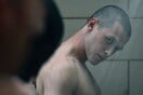 «Woke σκουπίδια»: Το Πεντάγωνο επιτίθεται στο Netflix για σείρα με θέμα έναν γκέι πεζοναύτη