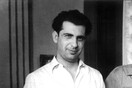 Γιώργος Τζαβέλλας: Ο πρωτοπόρος σκηνοθέτης της «Κάλπικης Λίρας»