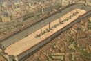 Ρωμαϊκός ιππόδρομος 2.000 ετών ανακαλύφθηκε κάτω από μπάζα και σκουπίδια στην Καισάρεια
