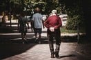 Συνταξιούχοι: Ποιοι θα λάβουν επίδομα 250 ευρώ τον Νοέμβριο