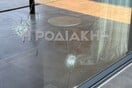Ρόδος: «Μπορεί να με σκότωναν» - Τι αναφέρει ο επιχειρηματίας που του «γάζωσαν» με 14 σφαίρες το σπίτι