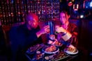 Ghost Sake Bar: Ένα μινιόν speakeasy για ασιατική κουζίνα