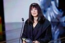 Η Isabelle Adjani κάλεσε τους άνδρες να σηκωθούν όρθιοι στα Césars για τη βία κατά των γυναικών