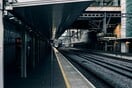 ΛΟΝΔΙΝΟ ΕΚΚΕΝΩΣΗ ΣΙΔΗΡΟΔΡΟΜΙΚΟΣ ΣΤΑΘΜΟΣ ΑΕΡΙΟ
