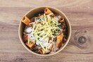 Slourp Pasta: Μια μακαρονάδα στο χέρι σε μια όμορφη πλατεία του Κορυδαλλού