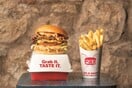 Pax Burgers: Οι locals έγιναν πιστοί οπαδοί της γεύσης τους