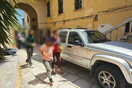 ΚΡΗΤΗ ΚΑΚΟΠΟΙΗΣΗ ΑΝΗΛΙΚΗΣ ΤΡΙΧΡΟΝΗ ΜΗΤΕΡΑ ΣΥΝΤΡΟΦΟΣ