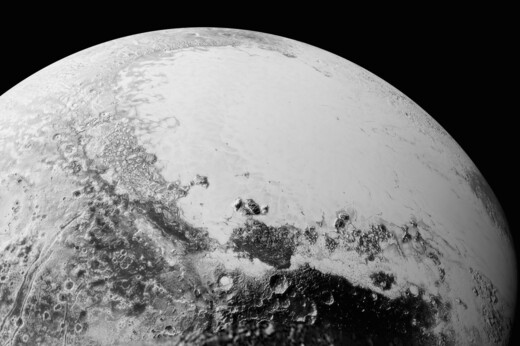 Η NASA παρουσιάζει τον Πλούτωνα σε υψηλή ανάλυση