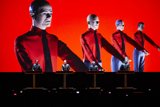 ΚΥΡΙΑΚΗ Ένα Σ/Κ στο Ντίσελντορφ με Kraftwerk, αφροβρετανική τέχνη και μια παράσταση της Πίνα Μπάους