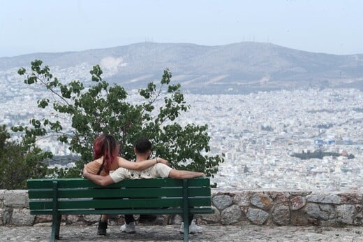 Ο καιρός σήμερα: Αλλαγή σκηνικού με βροχές και πτώση θερμοκρασίας