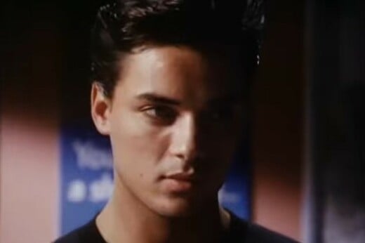 ΔΙΑΦΗΜΙΣΗ ΓΥΝΑΙΚΕΣ