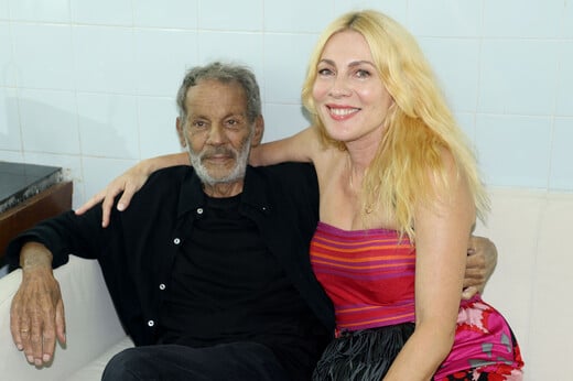 Σμαράγδα Καρύδη: «Ο Σταύρος Ξαρχάκος ήταν μία από τις μεγαλύτερες σχέσεις της ζωής μου»