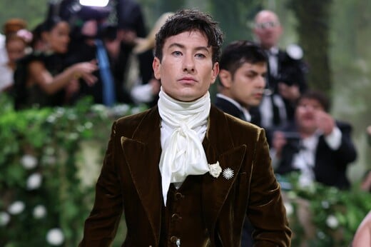 ΜΠΑΡΙ ΚΙΟΓΚΑΝ ΚΡΙΤΙΚΗ ΜΙΣΟΣ ΔΙΑΔΙΚΤΥΟ