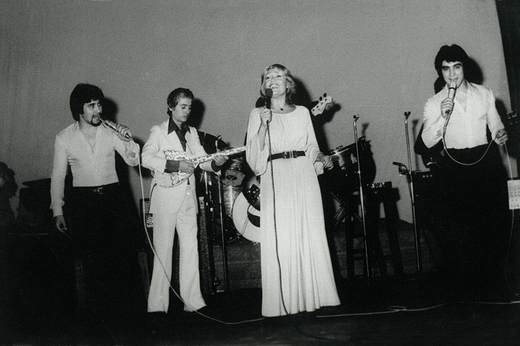 Οι συναυλίες της Μαρινέλλας στην Αλβανία, τον Αύγουστο του 1977