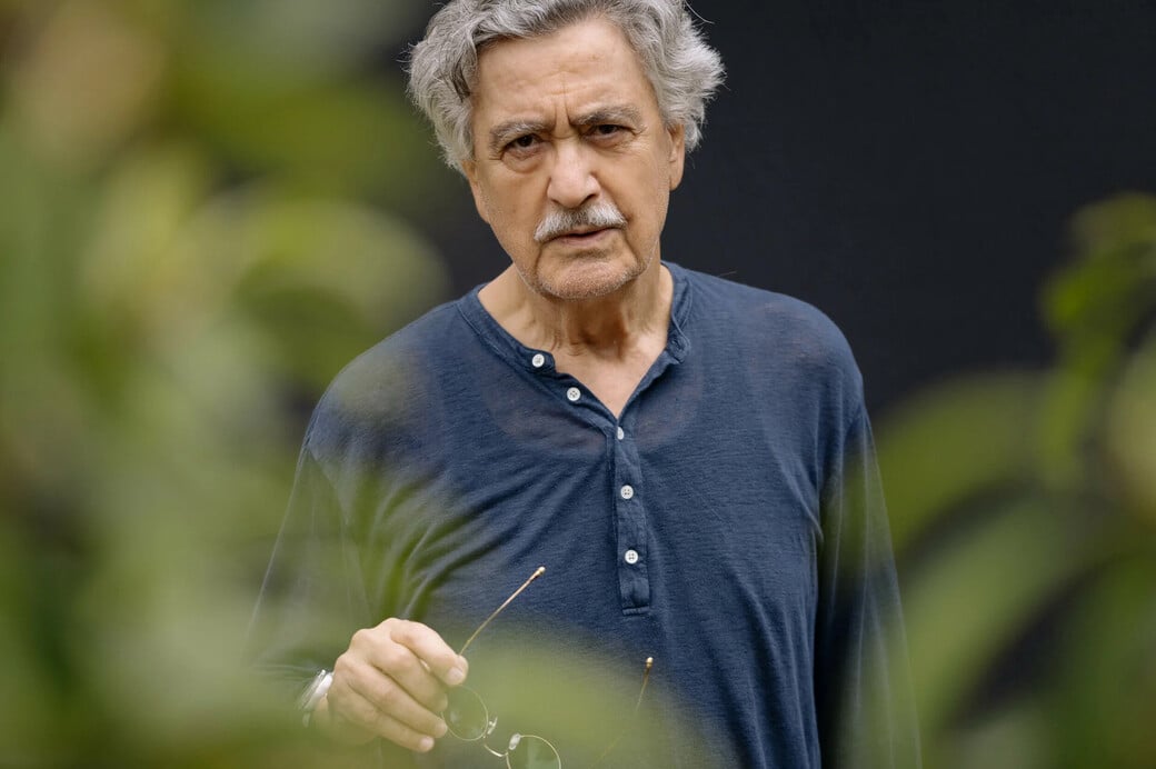 Νίκος Γαλανός: Το «αντίο» της Γης της Ελιάς στον ηθοποιό κατά την έναρξη του επεισοδίου