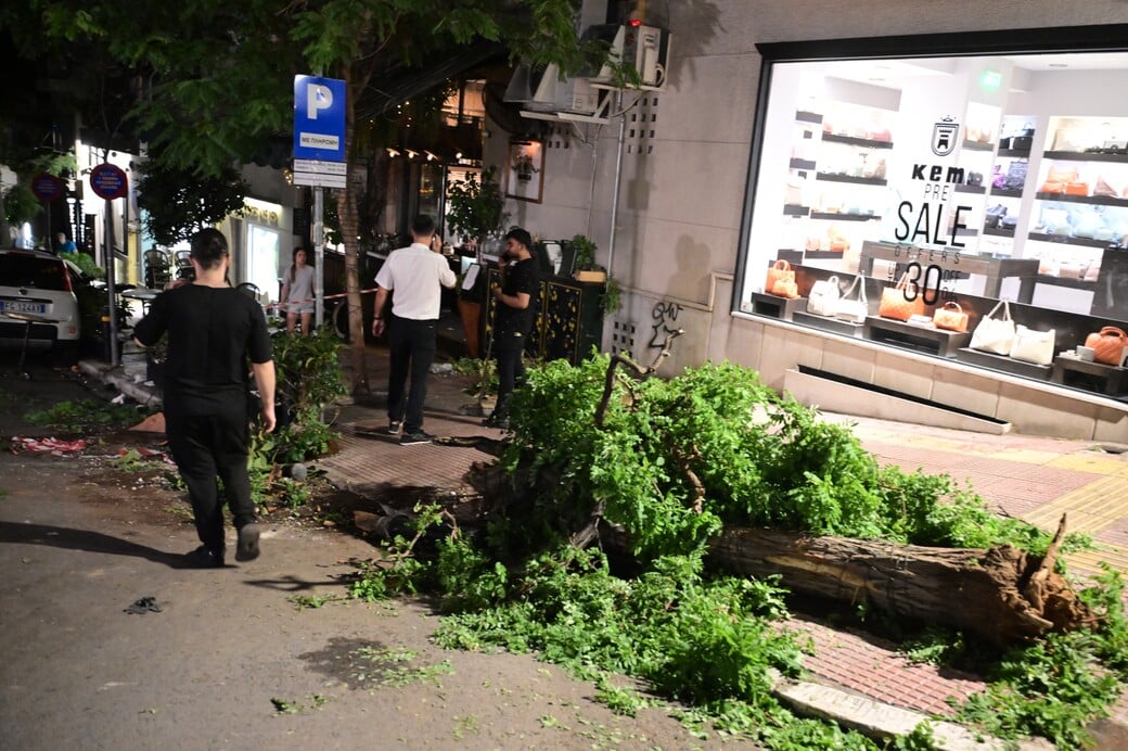 ΤΡΟΧΑΙΟ ΣΤΟ ΚΟΛΩΝΑΚΙ