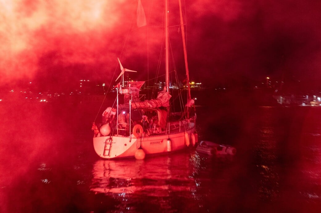 Σύρος: Αναχώρησε για τη Γάζα το πλοίο της ελληνικής αποστολής «Οξυγόνο»