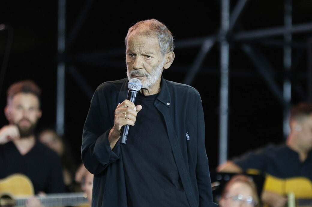 Σταύρος Ξαρχάκος: Η δήλωσή του υπέρ του Γιώργου Χατζιδάκι αναφορικά με την περιοδεία αφιέρωμα στον Μάνο Χατζιδάκι