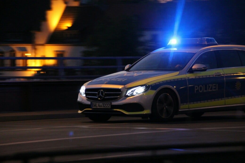 ΓΕΡΜΑΝΙΑ ΤΡΟΜΟΚΡΑΤΙΚΗ ΕΠΙΘΕΣΗ ΧΡΙΣΤΟΥΓΕΝΝΙΑΤΙΚΗ ΑΓΟΡΑ