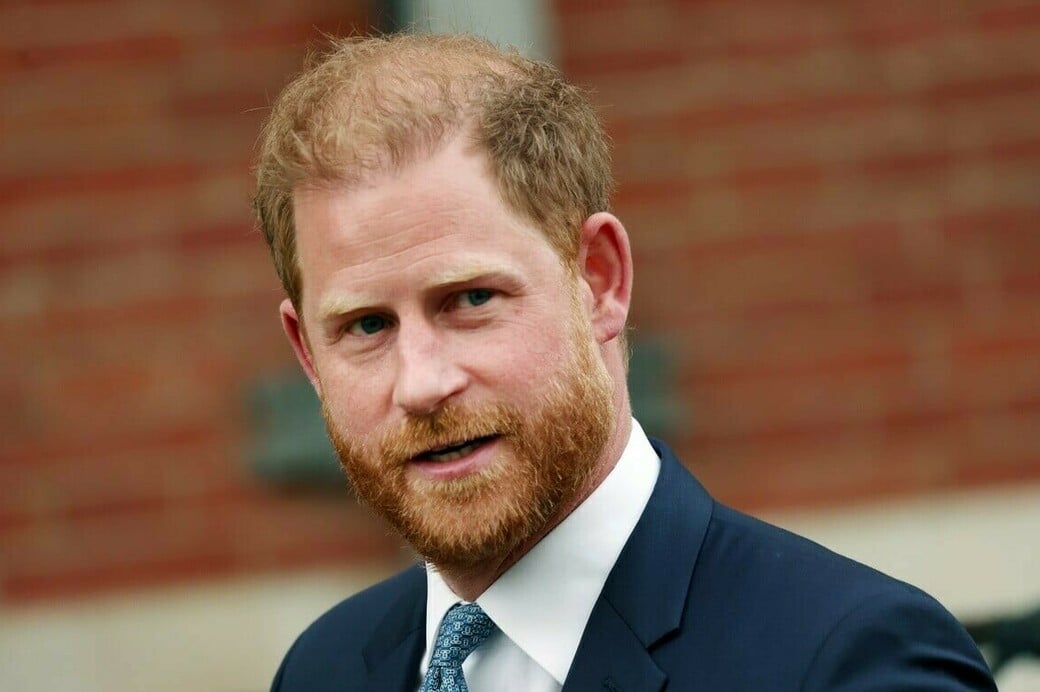 ΠΡΙΓΚΙΠΑΣ ΧΑΡΙ ΒΑΣΙΛΙΑΣ ΚΑΡΟΛΟΣ