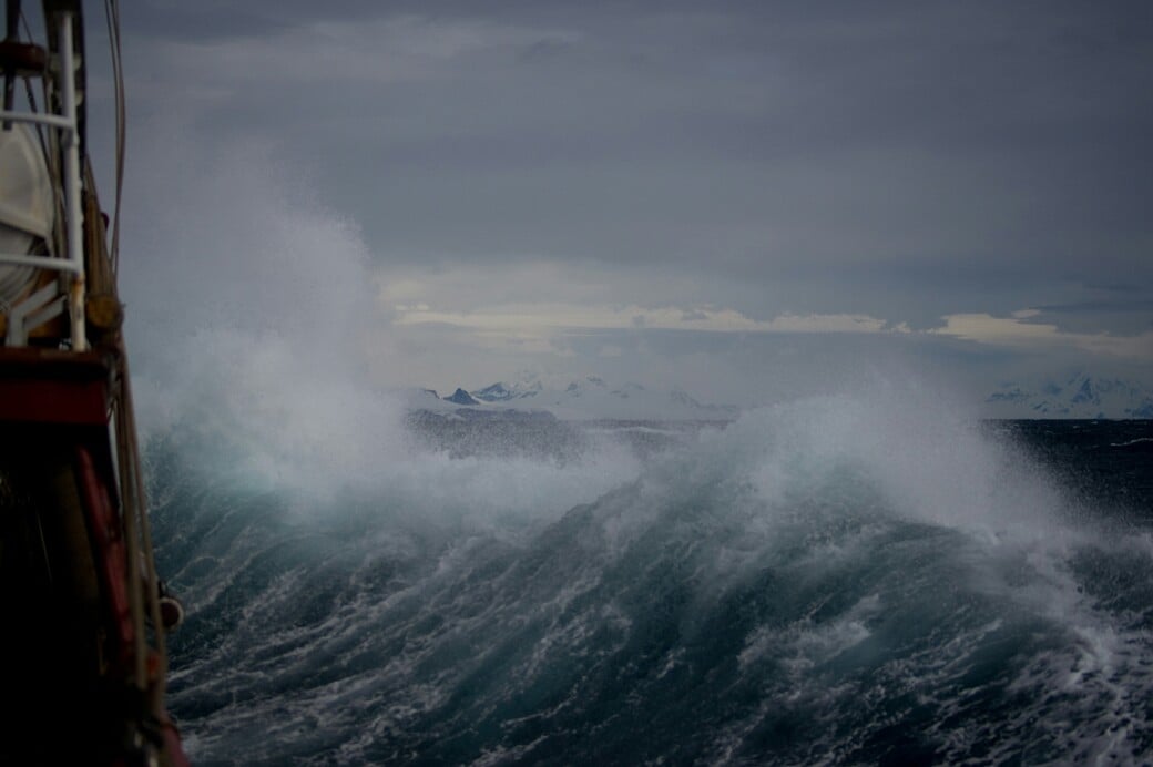 ΚΑΙΡΟΣ ΤΙ ΩΡΑ ΚΑΤΑΙΓΙΔΑ ΑΘΗΝΑ ΜΕΤΕΩΡΟΛΟΓΙΚΗ ΒΟΜΒΑ