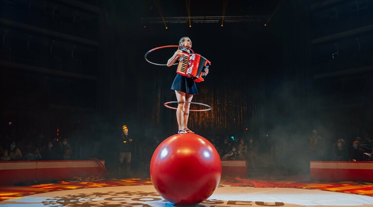 Circus Tales!