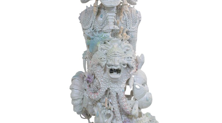 Mamali Shafahi, Phantasmagoria, 2023, Car paint and flocking on epoxy, 210 x 100 x 100 cm