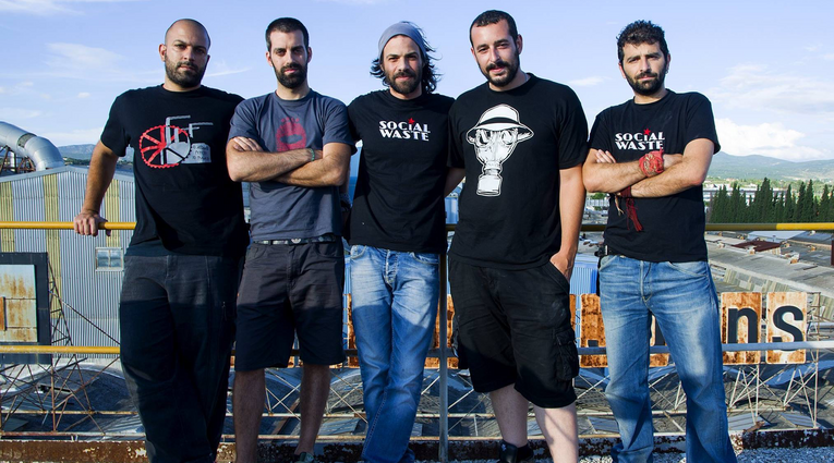 Social Waste & Θραξ Πανκc