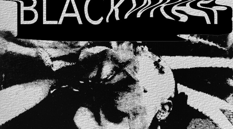 Εύα Μήταλα: Blackwrap