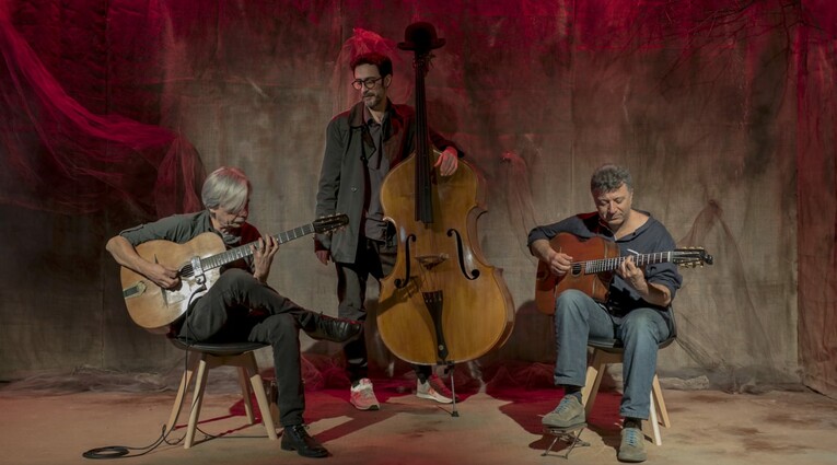GYPSY JAZZ TRIO - Κ.Μητρόπουλος