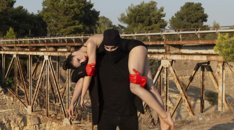Η κουκούλα