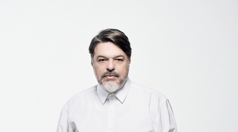 Ο Julian Rachlin ερμηνεύει Δημήτρη Παπαδημητρίου 