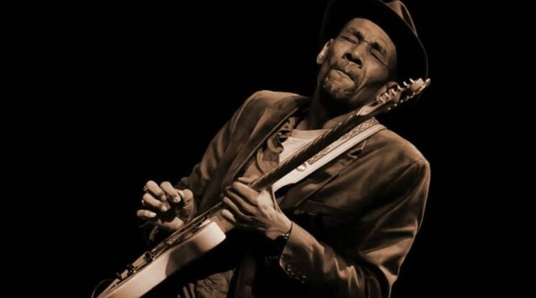 Blues Cargo