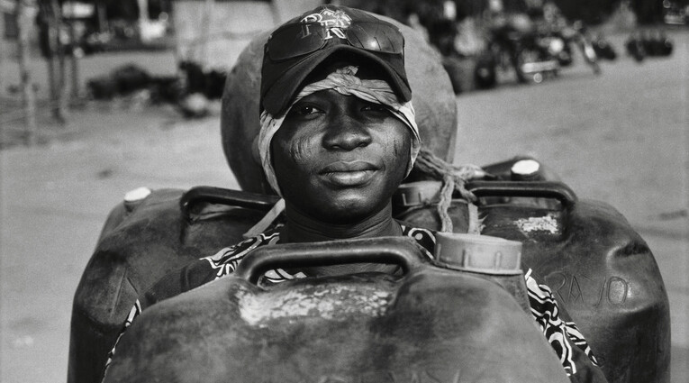 Romuald Hazoumè: Les fleurs du mâle