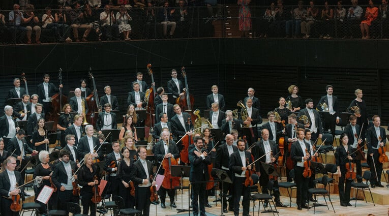 Φιλαρμονική του Μονάχου – Andrés Orozco-Estrada – Hilary Hahn
