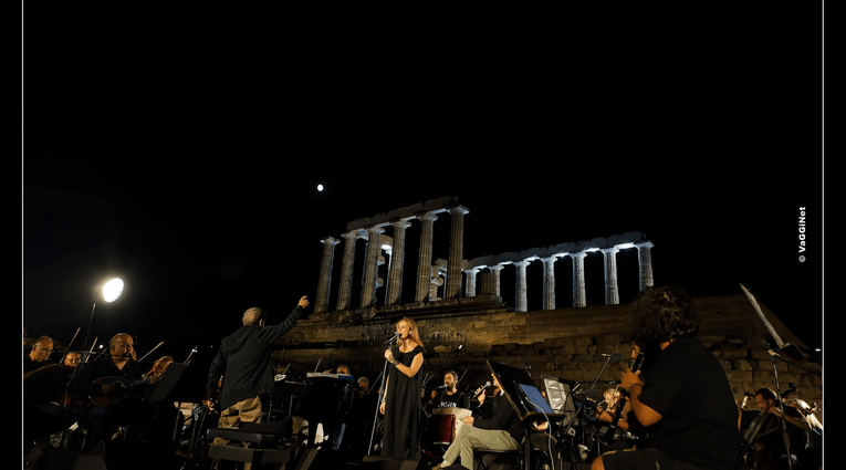 Σταύρος Ξαρχάκος: Ταξίδι στο Φως - Από την ανάμνηση στην αιωνιότητα