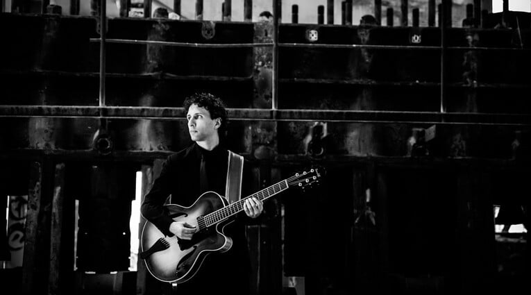 Kassandra Charalampi & Konstantinos Stouraitis trio feat. Takis Paterelis