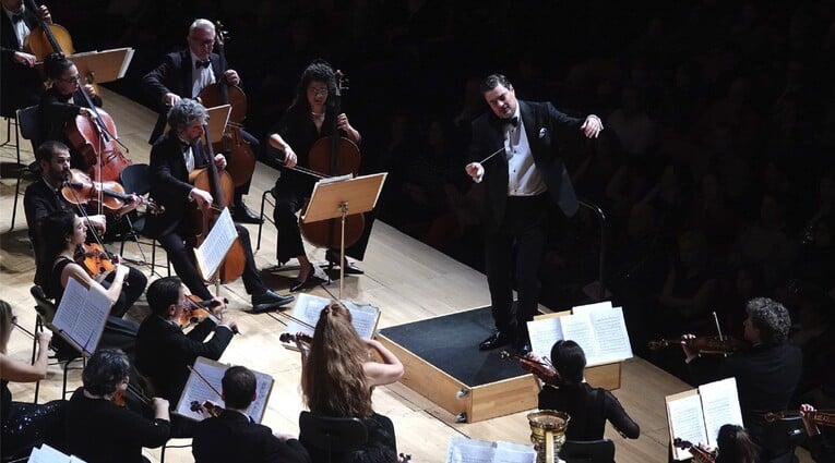 Schubert 8 – Beethoven 5: Καμεράτα Ορχήστρα των Φίλων της Μουσικής