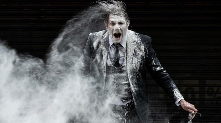 Φίλιππος Τσιτσόπουλος: Auction of Morality