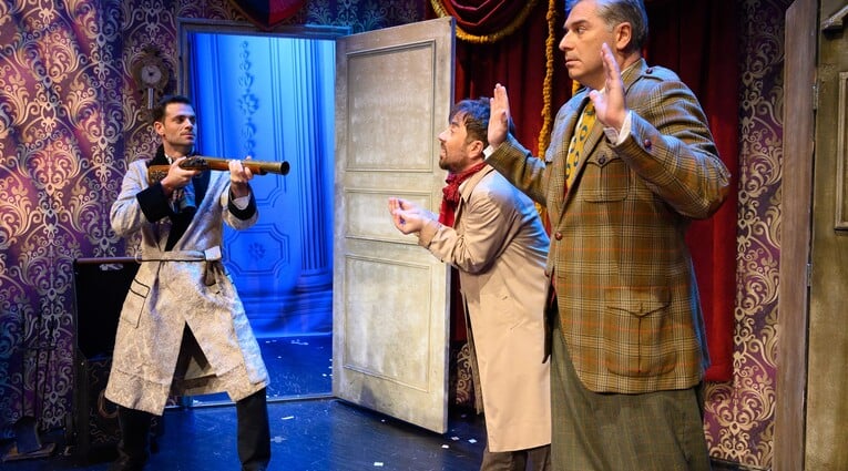 Όλα... Λάθος! (The Play That Goes Wrong)