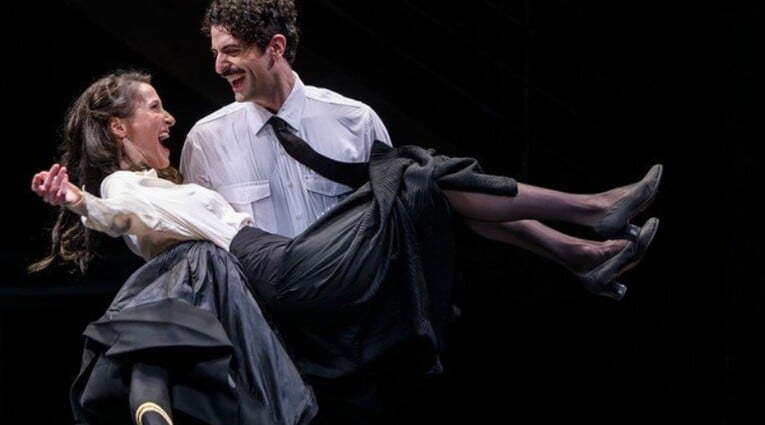 Το τρίτο στεφάνι